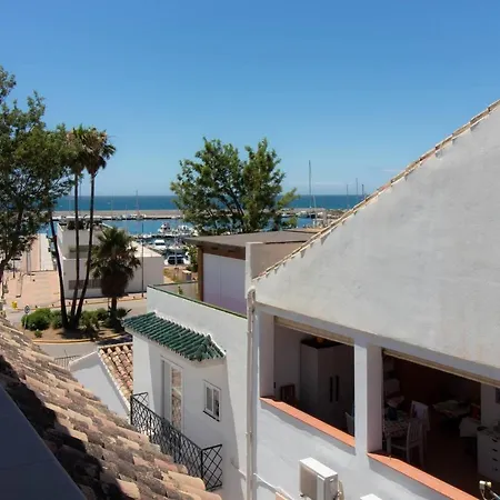 In Guest - Private In The Fishing Port Of Guest house Marbella
