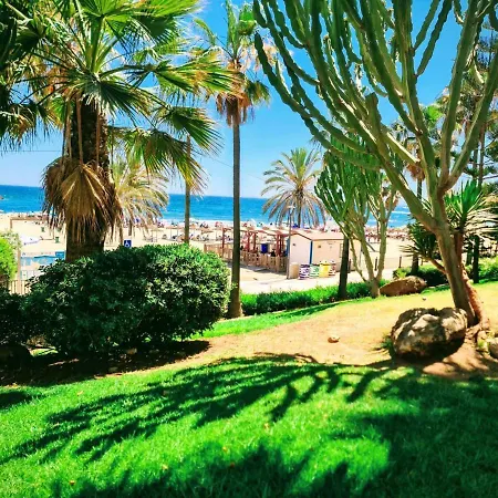 Guest house In Guest - Private In The Fishing Port Of Marbella